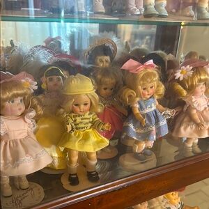 Vogue Yellow and Blue Dolls & Accessories Collection